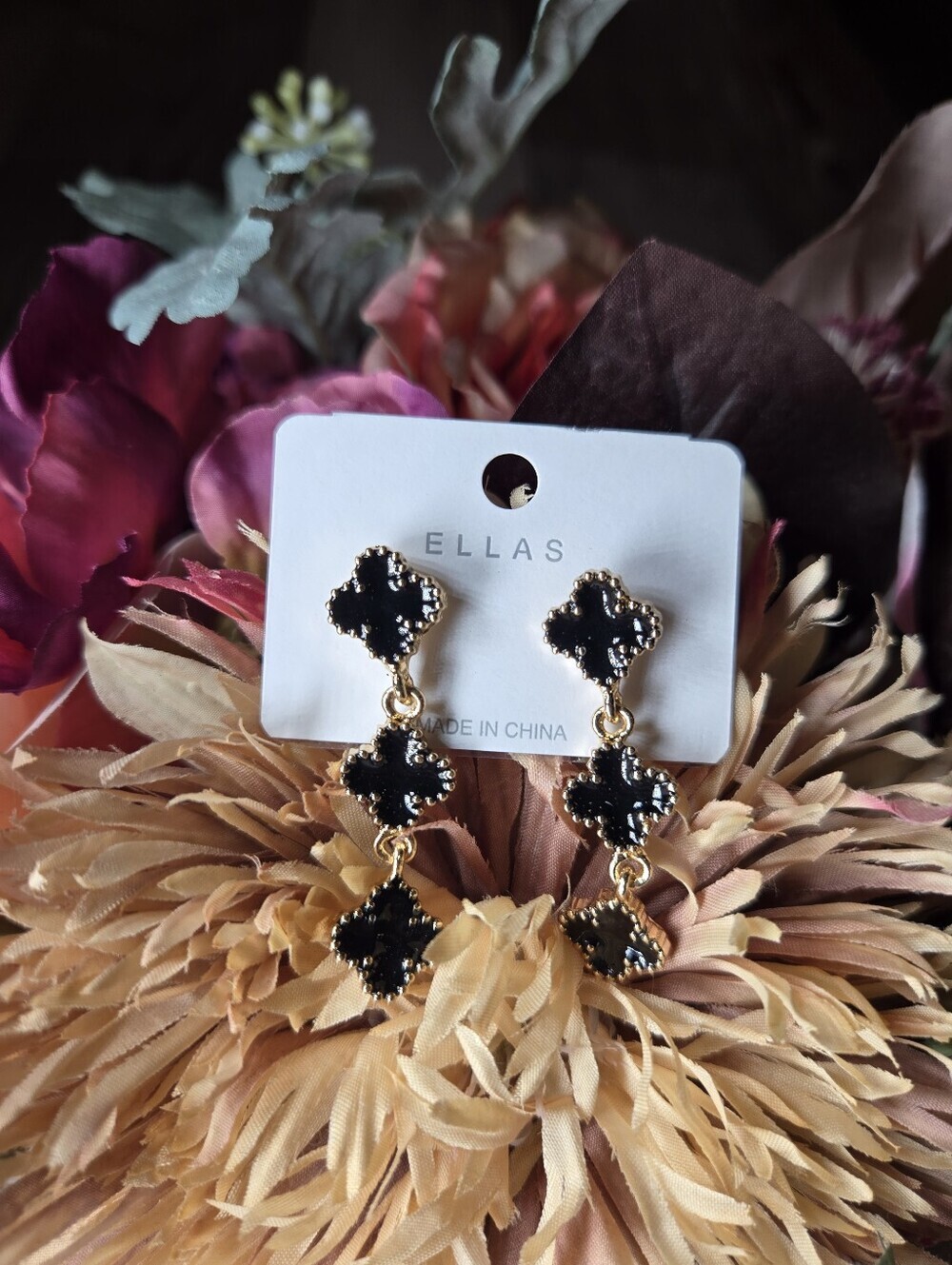 NWT ELLAS Black and Gold Clover Drop Earrings